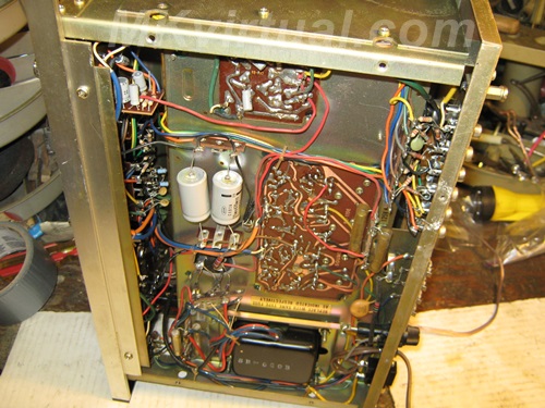 Holiday 7125 Integrated amplifier below component view