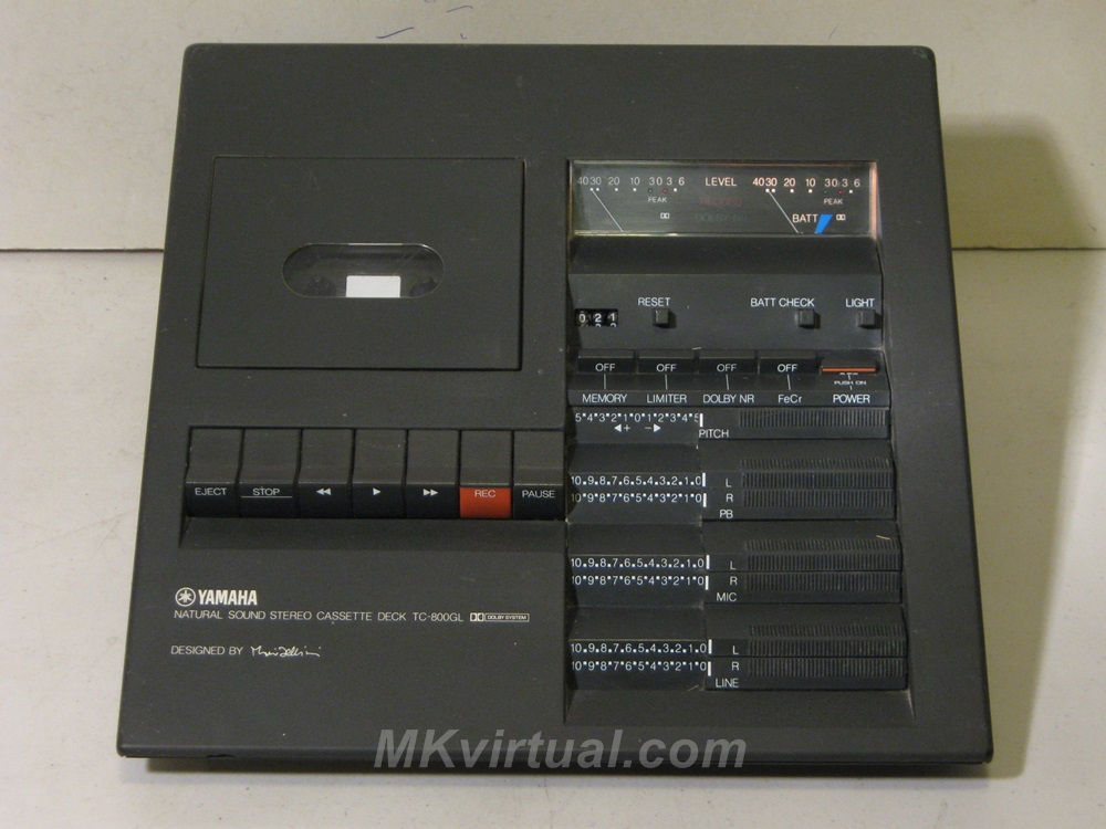 Yamaha TC800GL portable tape deck