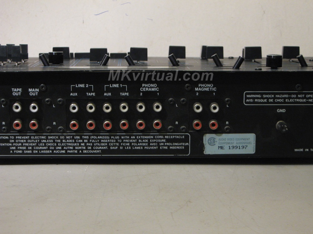 Realistic SSM-2100 stereo mixer connection view